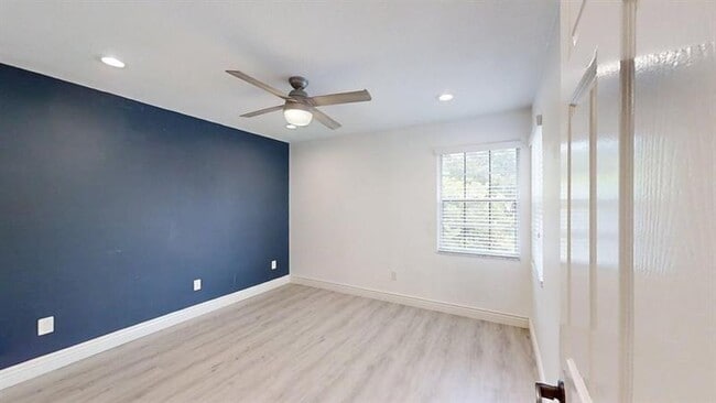 Building Photo - 5120 Coronado Ridge