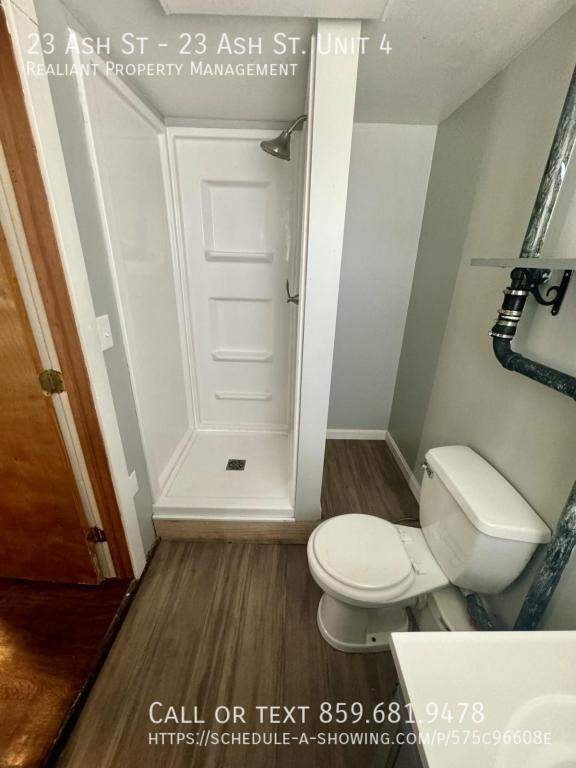 Building Photo - 23 Ash Street, 23 Ash St. Unit 4