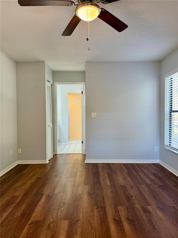 Building Photo - 4398 Plumosa St