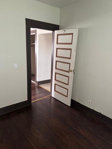 Building Photo - 12 D St NW