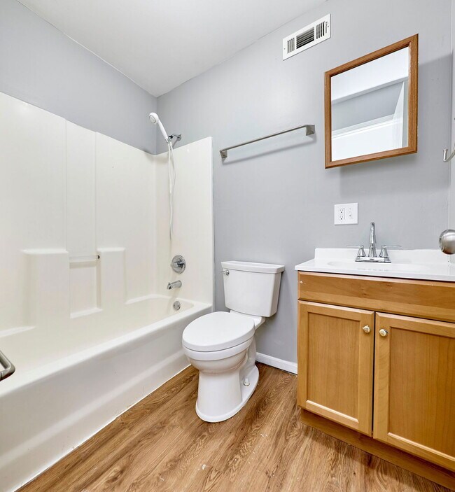 Building Photo - 10272 Niblic Dr