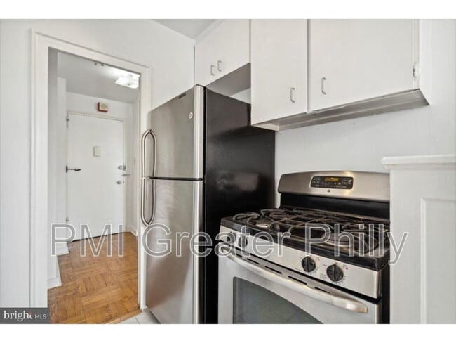 Building Photo - 2601 Pennsylvania Ave