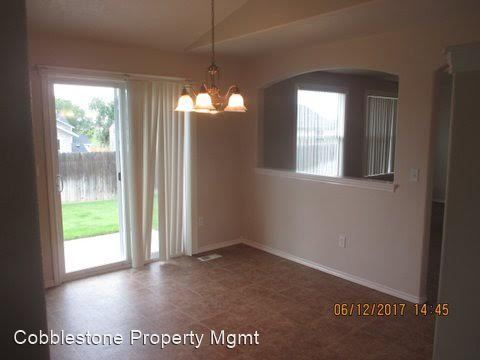 Building Photo - 4 br, 2.5 bath House - 3503 S Payette Rive...