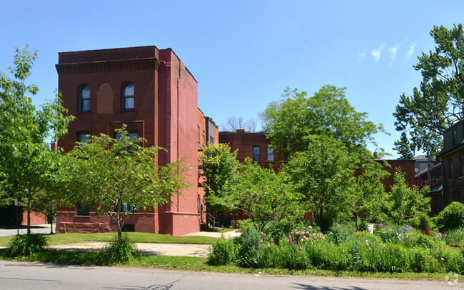 Building Photo - 111 Prospect Ave