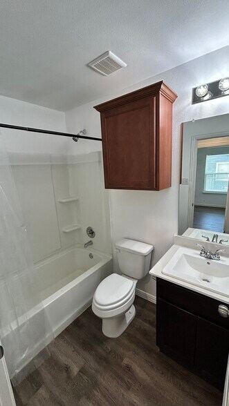 Bathroom - 1103 Attas Ave