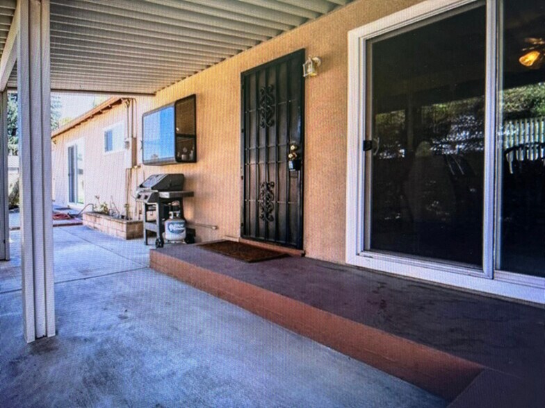 Building Photo - 11639 Hallwood Dr