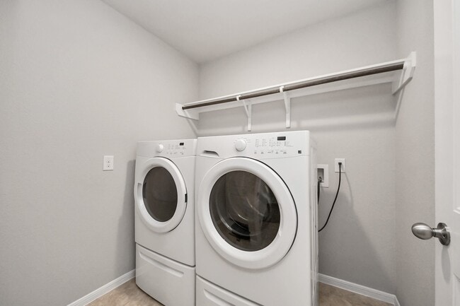 Building Photo - 3230 McDonough Way