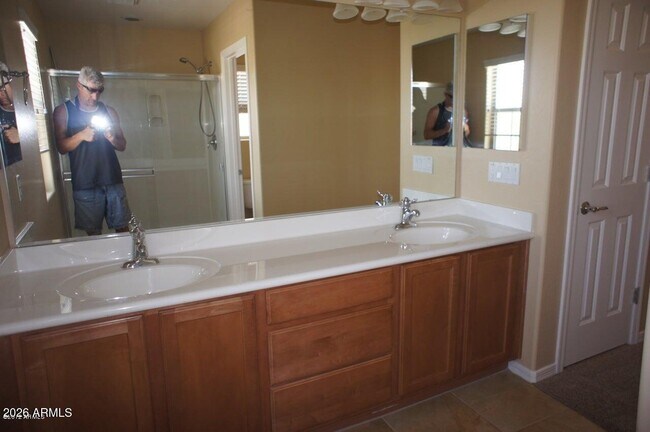 Building Photo - 26550 N 53rd Glen