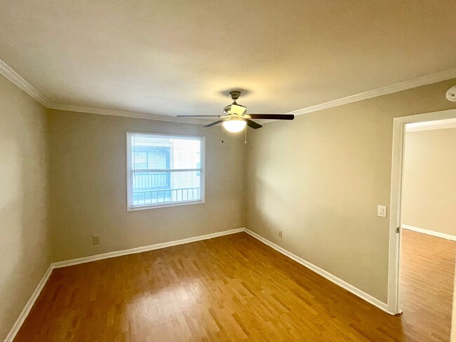 Building Photo - 1BD/1BA Apartment off Curry Ford in Henley...