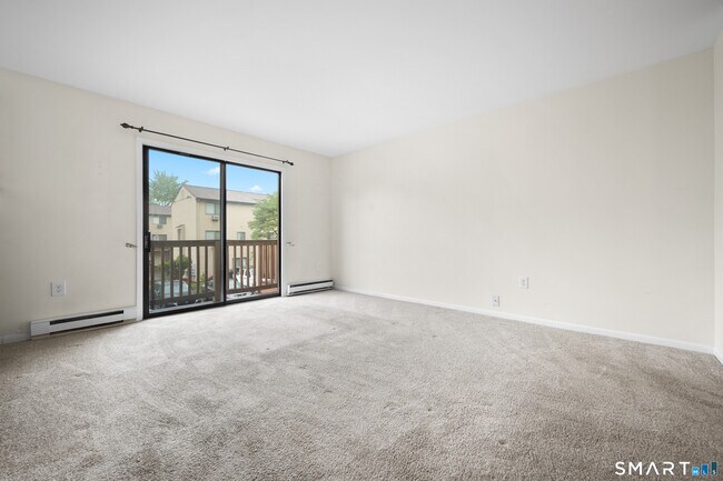 Building Photo - 60 Lawn Ave