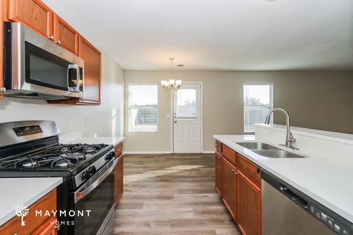 Building Photo - 2323 Emory Knoll Dr