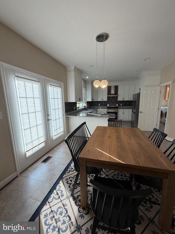 Building Photo - 13580 Den Hollow Ct