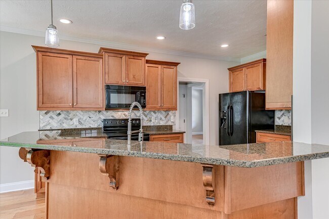 Building Photo - 1111 Sumter Landing Cir