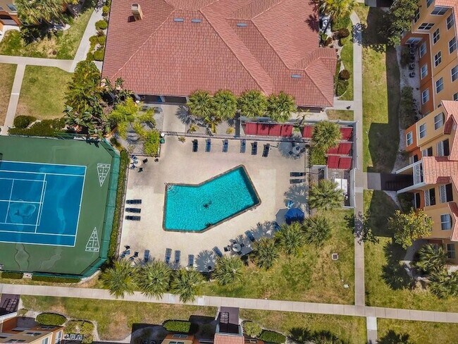 Building Photo - 10764 70th Ave