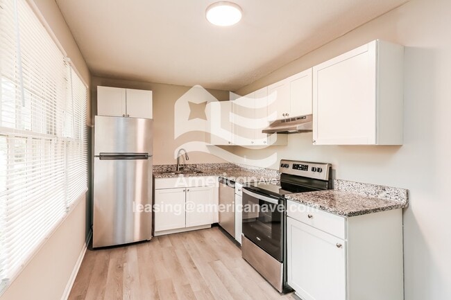 Building Photo - 146 Harmony Dr