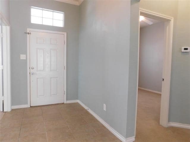 Building Photo - 1104 Hayden Ln