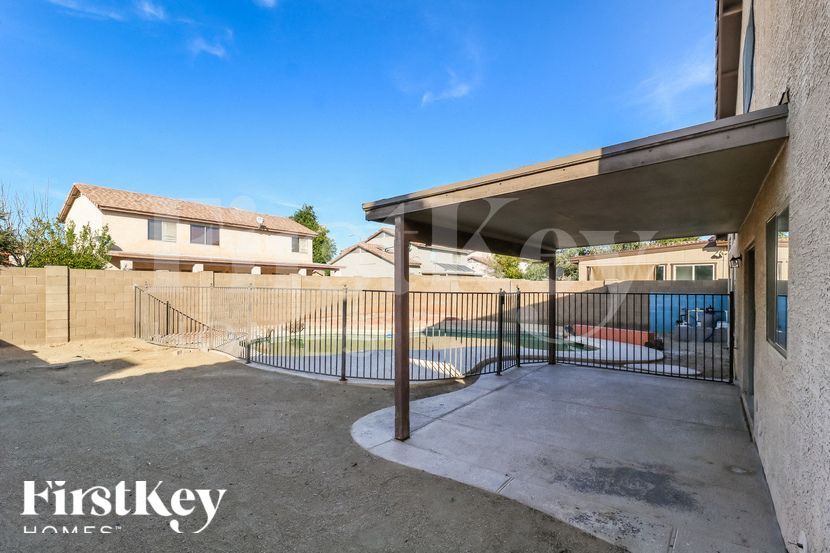 Building Photo - 8560 W Vogel Ave