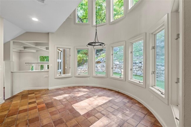 Building Photo - 3307 Rivercrest Dr