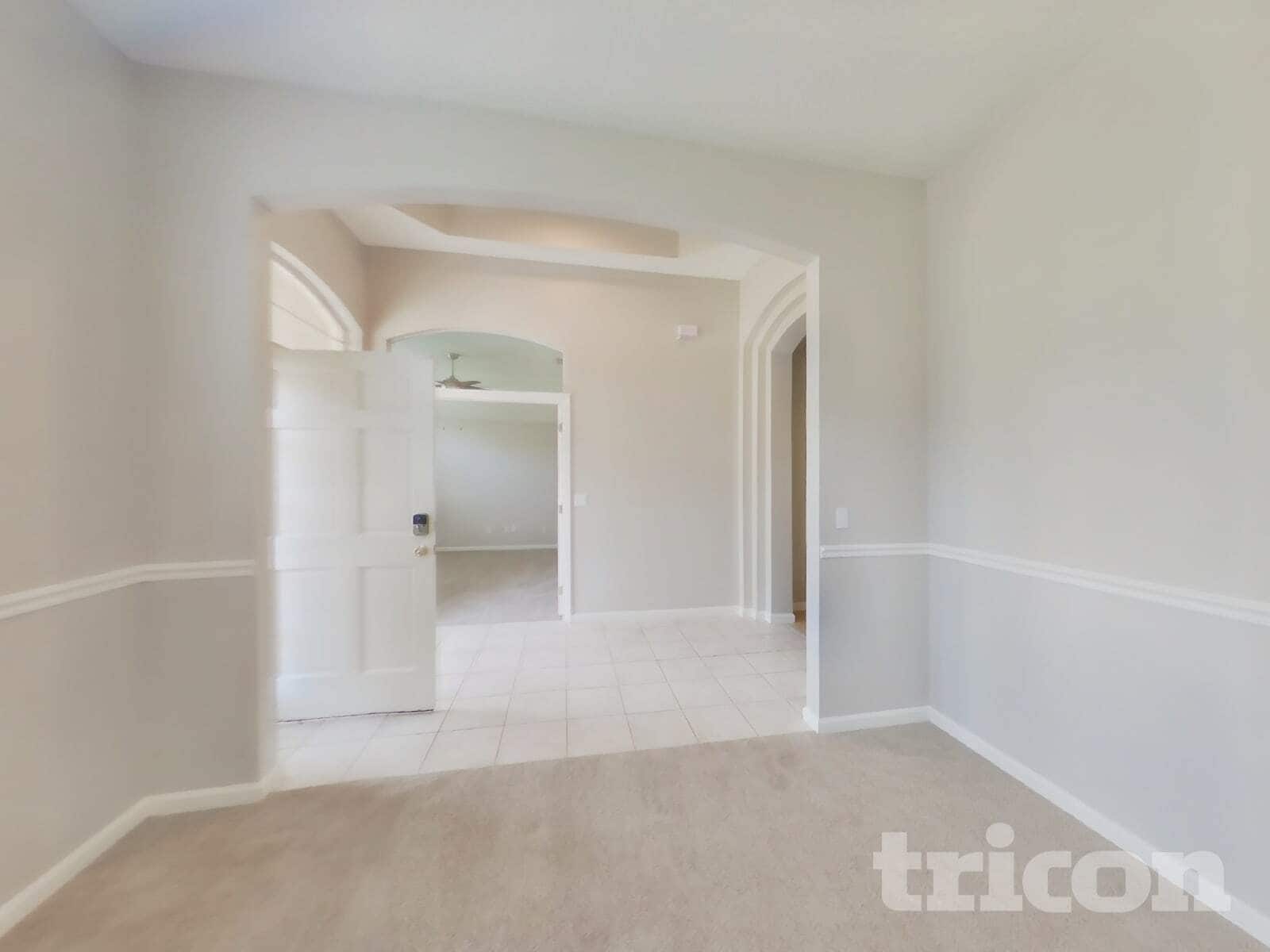 Building Photo - 1648 Country Walk Dr