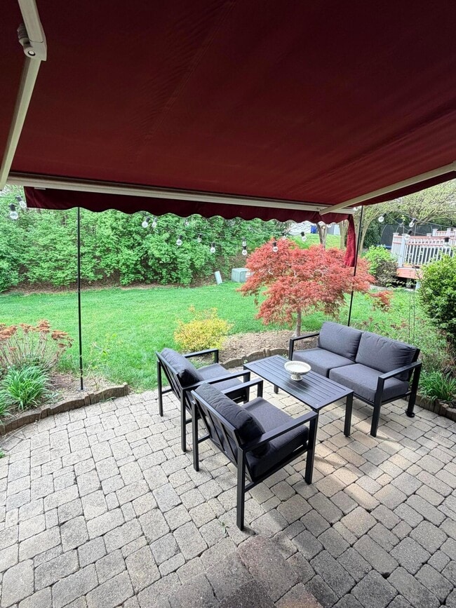 Building Photo - 5205 Wabash River St