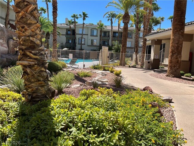 Building Photo - 7159 S Durango Dr