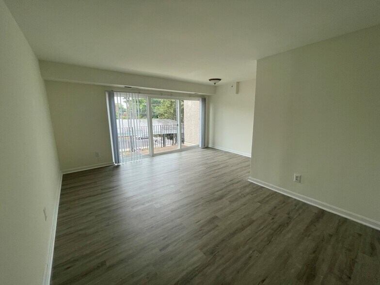 Highland Terrace Apartments 822852 Barnaby St SE Washington DC 20032