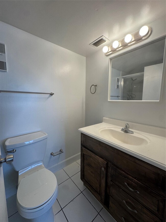 Building Photo - 8750 N Sherman Cir