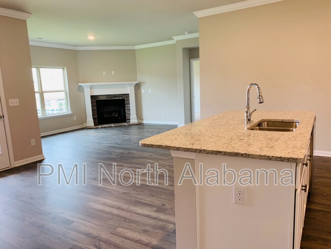 Building Photo - 14170 Lannister Ln