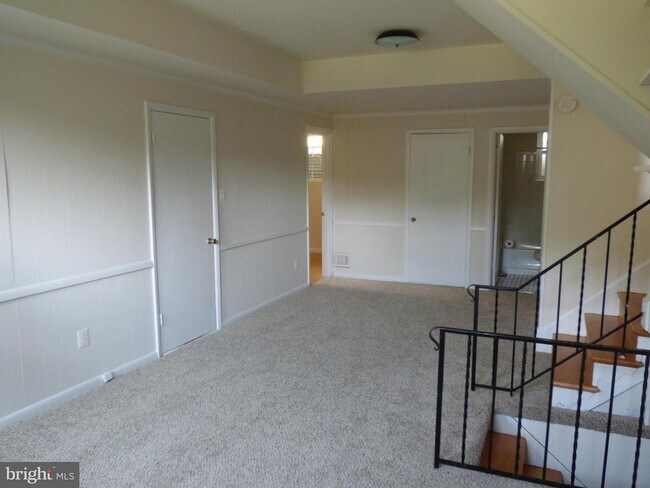 Building Photo - 7815 Fulbright Ct