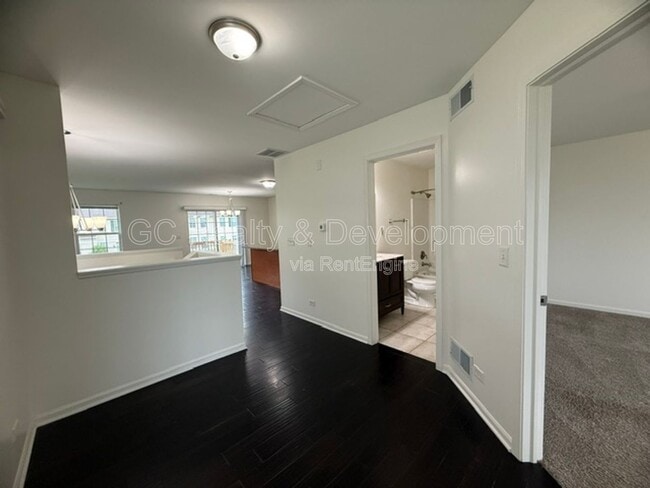 Building Photo - 1016 Turin Dr