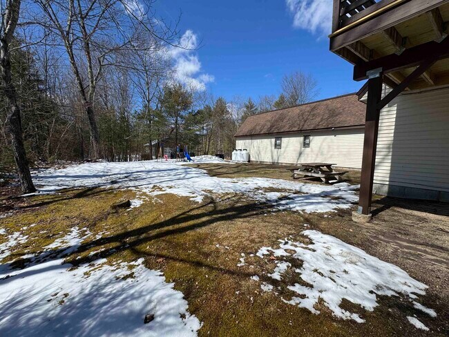 Building Photo - 1187 New Hampshire Rte 175