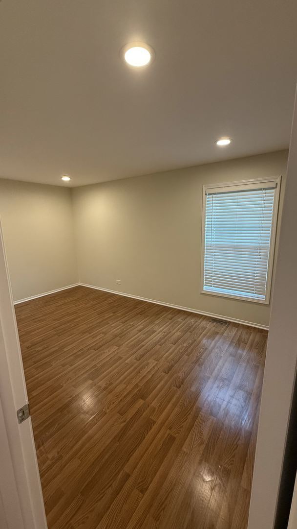 Building Photo - 306 Russet Way