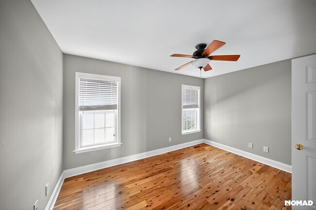 Building Photo - 405 Foxbridge Ct