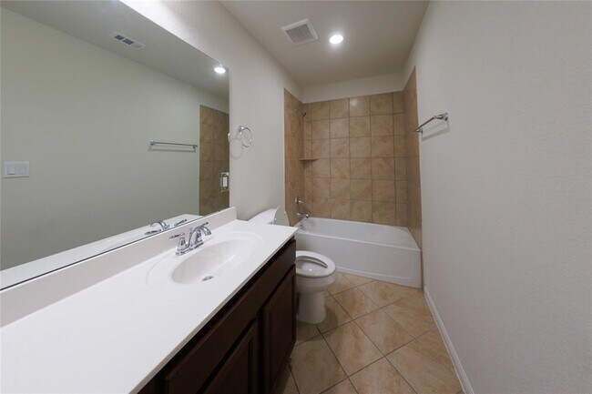 Building Photo - 524 Windom Way