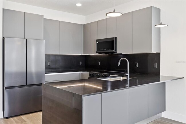 Building Photo - 17334 Serenidad Blvd