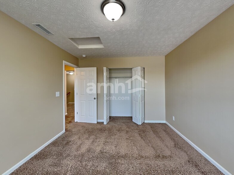 Building Photo - 3862 Dusty Sands Rd