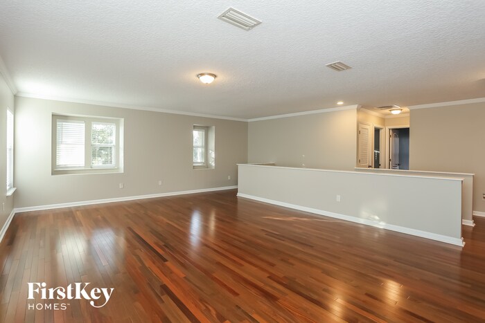 Building Photo - 12156 Pebble Point Dr E