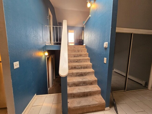 Building Photo - 378 Hidden Valley Cir