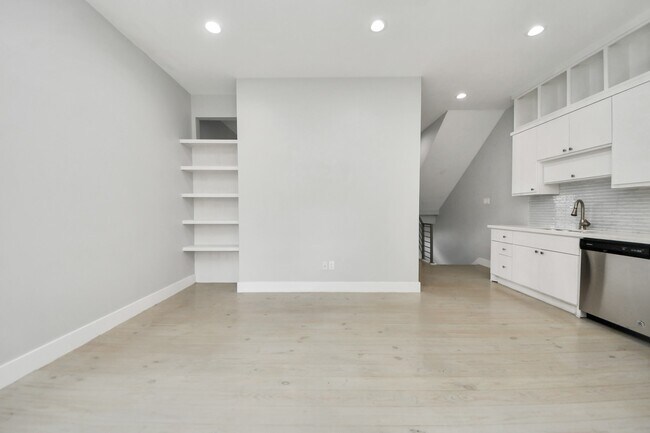 Building Photo - 1708 Winter St