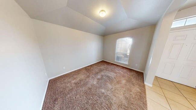 Building Photo - 601 Cattail Cir
