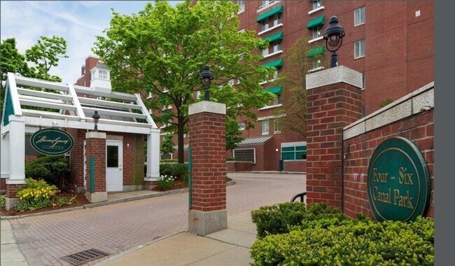 Building Photo - 6 Canal Park