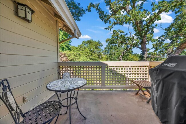 Building Photo - Danville Ranch 3/2 Jewel Available Now!