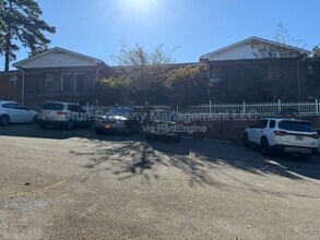 Building Photo - 5540 N Broadway St