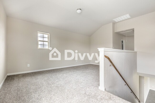 Building Photo - 736 Stonemanor Bay, Seguin, TX 78155, USA