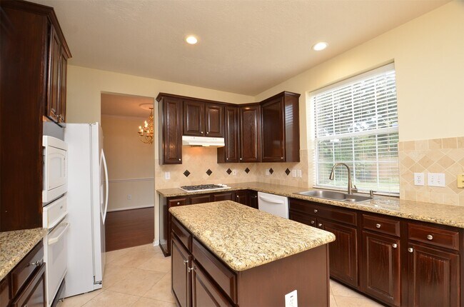 Building Photo - 1218 Irish Mist Ct