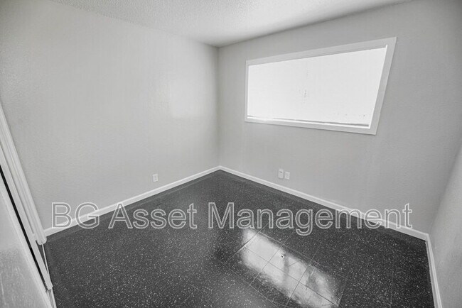 Building Photo - 134 Marina Way