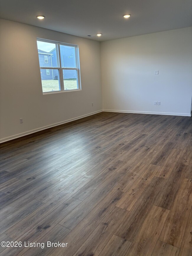 Building Photo - 2015 Lyndon Green Cir