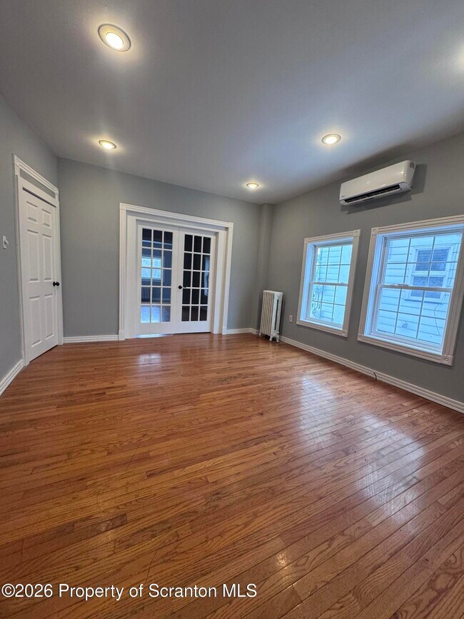 Building Photo - 1019 Wheeler Ave