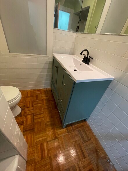 Building Photo - 10 Packard Ave