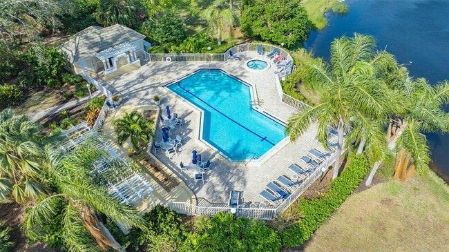 Building Photo - 8009 Hampton Ct